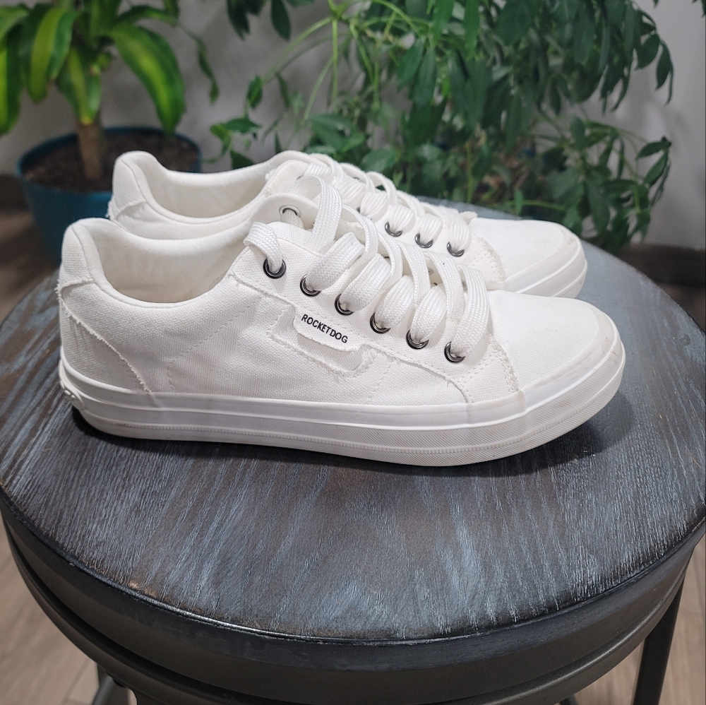 Women Sneakers